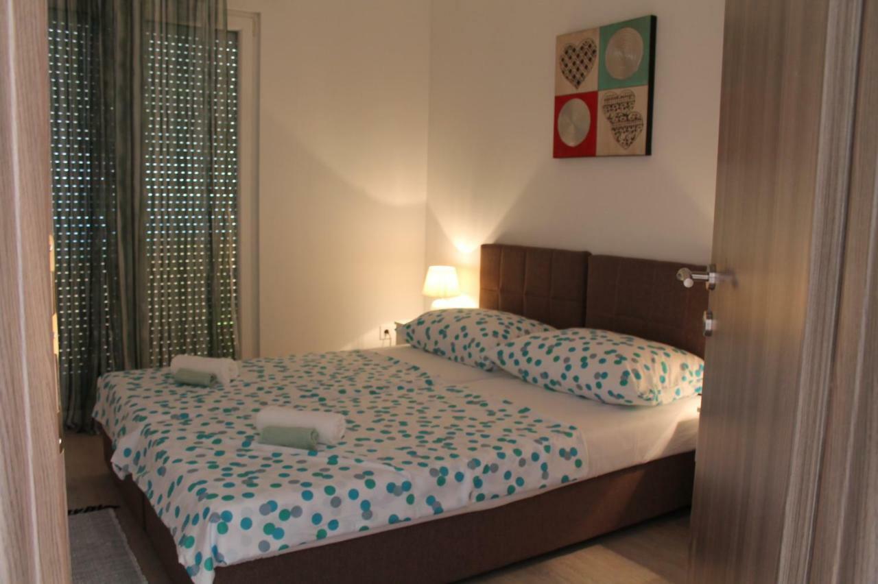 Lana I Natali Apartamento Kaštela Exterior foto